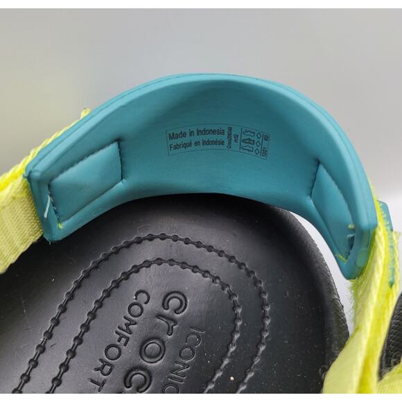 Classic Crocs All Terrain Clogs Black Blue Unisex Size M12 NEW 206340-0C4 - Picture 3 of 16